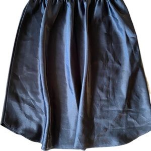 Short black skirt slip